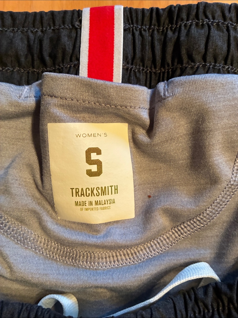 Tracksmith size small green top and grey shorts bundle - Picture 3 of 4